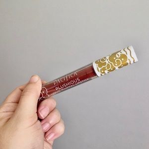 Pacifica Plushious Mineral Lipstick